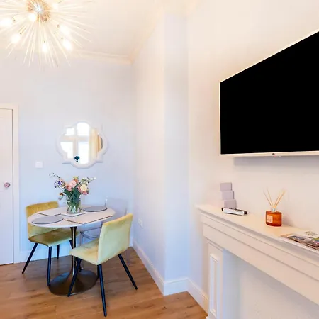 Royal Retreat Apartment Sofia