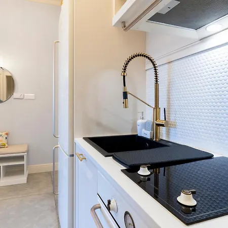 Royal Retreat Apartment